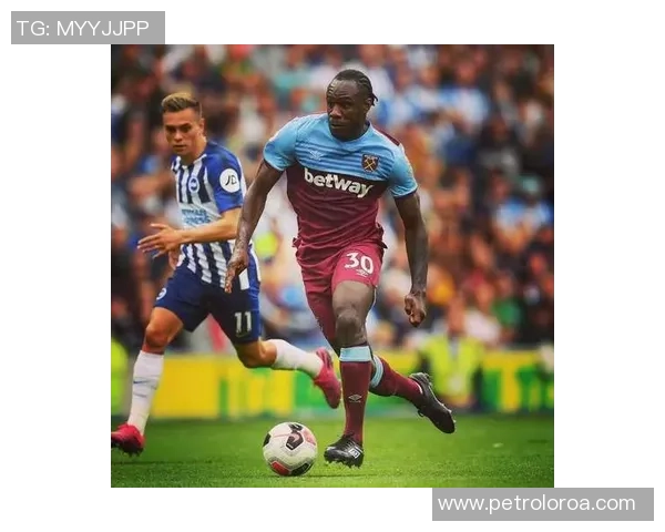 上海足球队荣登足球意识排行榜第三名展现强大实力与潜力 上海足球队荣登足球意识排行榜第三名展现强大实力与潜力