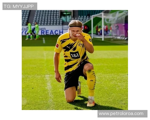 帽子下的传奇足球明星们的帽子故事与赛场风采 帽子下的传奇足球明星们的帽子故事与赛场风采