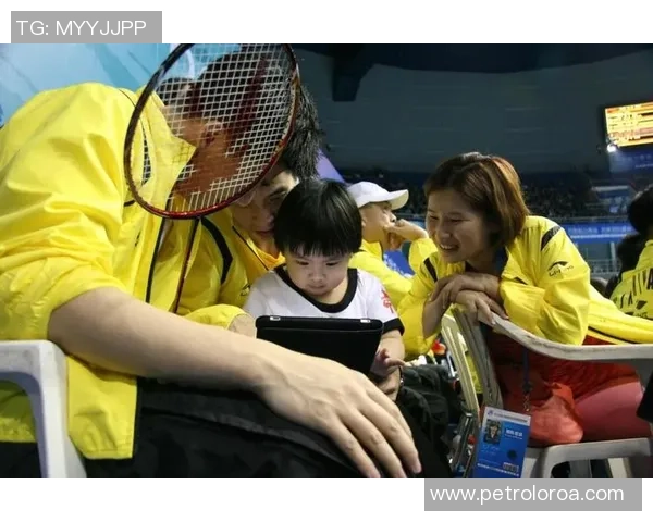 专访王静:探寻羽毛球冠军背后的心路历程与成功秘诀 专访王静:探寻羽毛球冠军背后的心路历程与成功秘诀